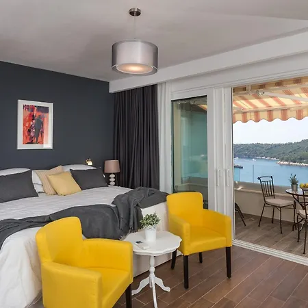 Amorino Of - With Balcony And Sea View Lovor