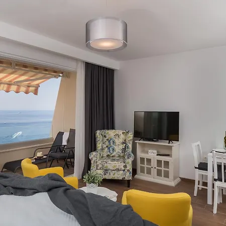 Amorino Of - With Balcony And Sea View Lovor Apartment