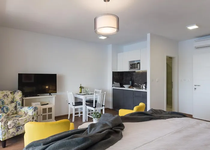 Apartamento Amorino Of - With Balcony And Sea View Lovor