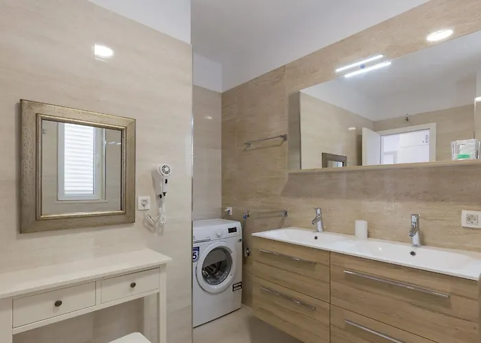 Amorino Of - With Balcony And Sea View Lovor Dubrovník